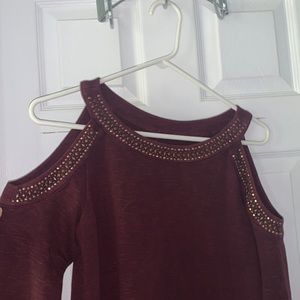 Cold shoulder blouse xsmall